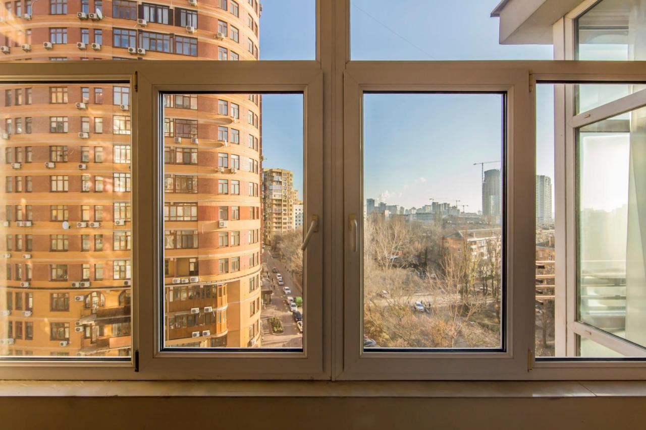 2К Квартира У Новому Будинку На 10 Поверсі, Печерськ キエフ エクステリア 写真